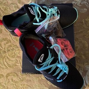 Head Black and Teal Sprint SF Tennis shoes size 7.5 women’s NIB